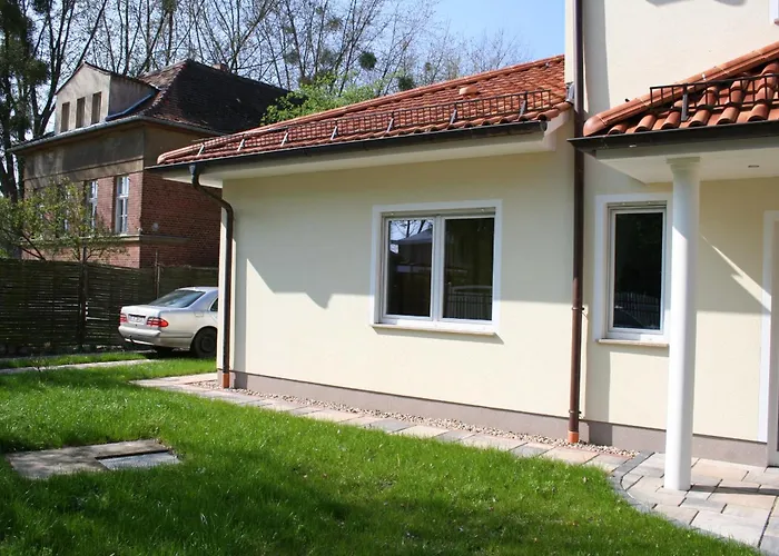 Business Lounge شقة